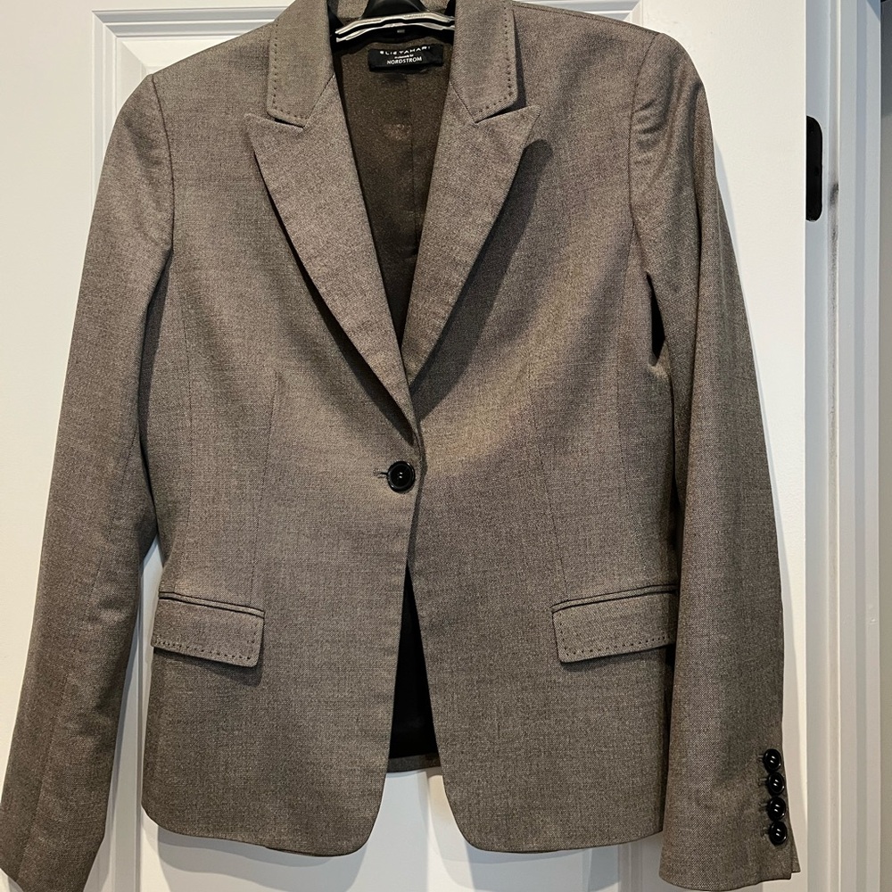 Elie Tahari Elegant Gray/Brown Suit (Jacket and Pants)